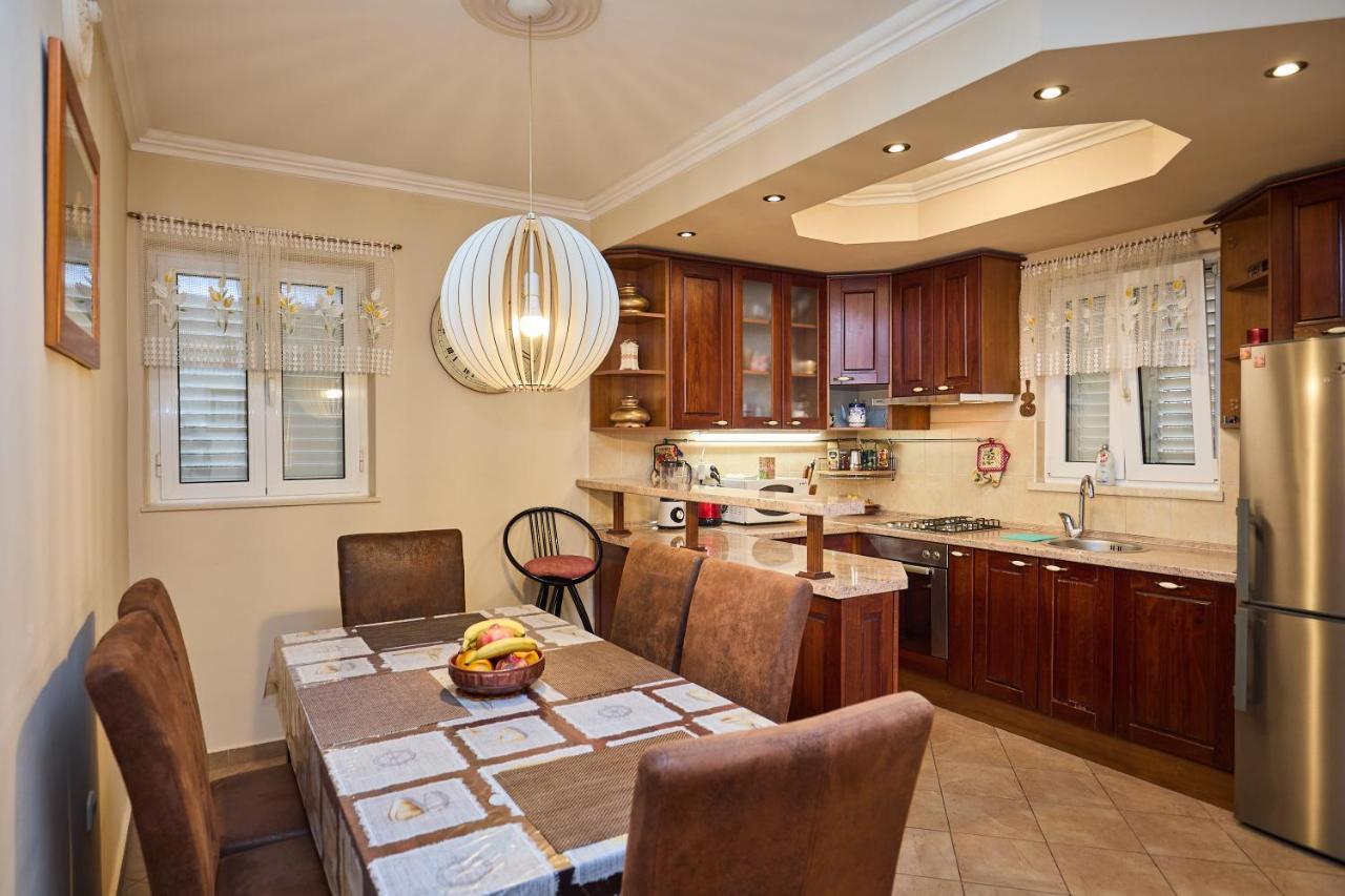 Apartment Ammor With Free Parking Dubrovnik Exterior photo